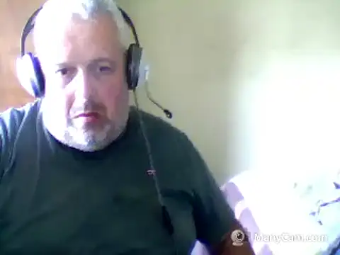 Snapshot of swichcassanesi chatting on April 18, 2026, 12:07 pm swichcassanesi online show from April 18, 2026, 12:07 pm