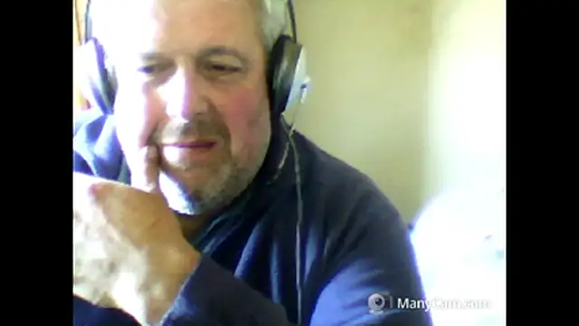 Snapshot of swichcassanesi chatting on February 17, 2026, 1:19 pm swichcassanesi online show from February 17, 2026, 1:19 pm