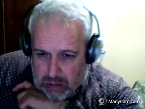 Snapshot of swichcassanesi chatting on May 11, 2026, 8:28 pm swichcassanesi online show from May 11, 2026, 8:28 pm