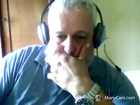 Snapshot of swichcassanesi chatting on April 21, 2026, 12:23 pm swichcassanesi online show from April 21, 2026, 12:23 pm
