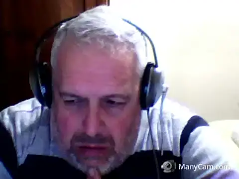 Snapshot of swichcassanesi chatting on April 18, 2026, 8:09 pm swichcassanesi online show from April 18, 2026, 8:09 pm