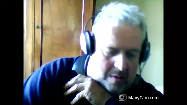 Snapshot of swichcassanesi chatting on February 25, 2026, 1:22 pm swichcassanesi online show from February 25, 2026, 1:22 pm