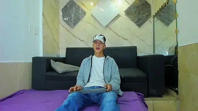 Snapshot of Dominic_26 chatting on February 27, 2026, 4:34 am Dominic 26 online show from February 27, 2026, 4:34 am