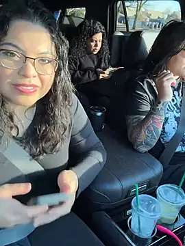 KittyTatts online show from February 6, 2026, 10:06 pm