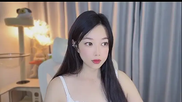 Yumi yuni online show from May 2, 2026, 1:16 pm