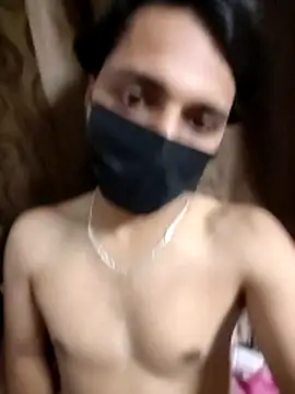 Snapshot of urs_daddy420 chatting on February 6, 2026, 1:07 pm urs daddy420 online show from February 6, 2026, 1:07 pm