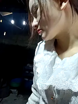 Snapshot of sa-sakura chatting on February 10, 2026, 2:43 am sa-sakura online show from February 10, 2026, 2:43 am