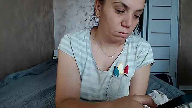 LorraGrey online show from July 10, 2026, 4:01 am