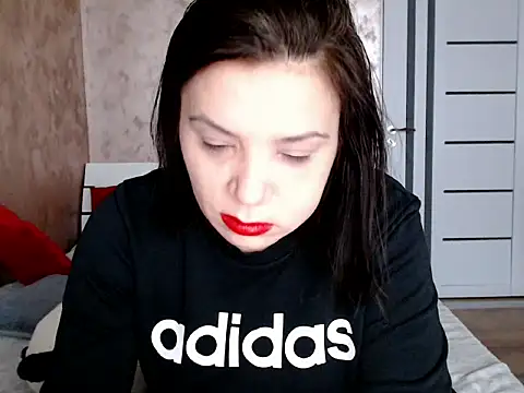 Snapshot of LorraGrey chatting on February 2, 2026, 7:07 am LorraGrey online show from February 2, 2026, 7:07 am