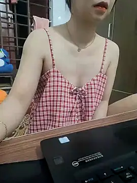 NinaKey online show from July 4, 2026, 3:38 pm