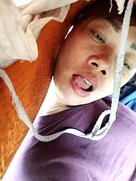 Bella-222 online show from April 8, 2026, 5:09 am