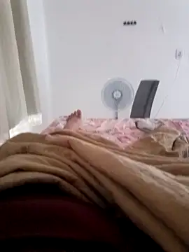 Snapshot of TropBig chatting on February 13, 2026, 10:26 am TropBig online show from February 13, 2026, 10:26 am