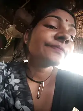 Hotty raghni online show from February 12, 2026, 4:12 am