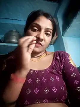 Hotty raghni online show from February 5, 2026, 4:58 pm