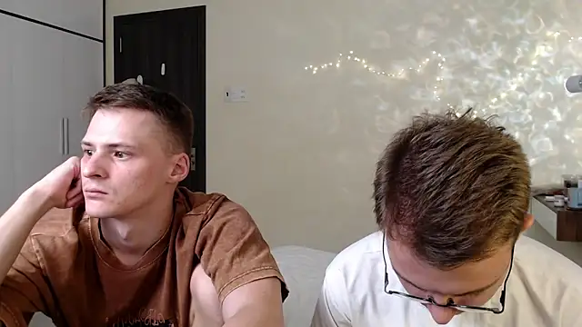 NikiKerryCum online show from June 22, 2026, 12:57 pm