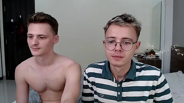 NikiKerryCum online show from March 19, 2026, 10:59 am