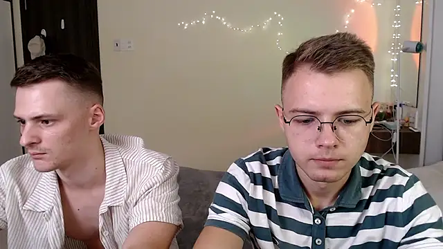 NikiKerryCum online show from August 1, 2026, 1:09 pm