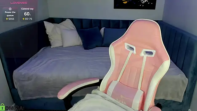 Snapshot of Stella_Lee chatting on March 5, 2026, 10:23 am Stella Lee online show from March 5, 2026, 10:23 am