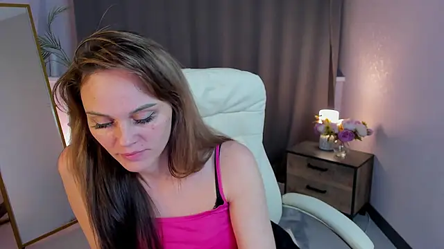 agatha roose online show from February 9, 2026, 4:10 am