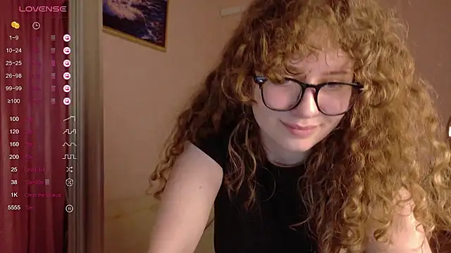 Snapshot of Milounee chatting on February 28, 2026, 7:02 pm Milounee online show from February 28, 2026, 7:02 pm