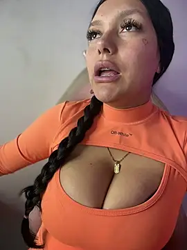 Miia  Taylor online show from February 26, 2026, 2:55 am