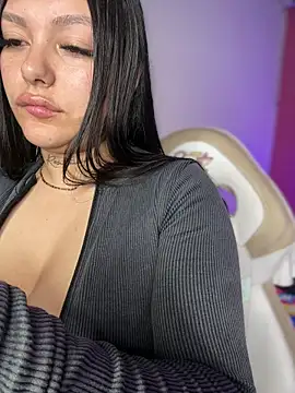 Snapshot of Miia__Taylor chatting on March 28, 2026, 2:56 am Miia Taylor online show from March 28, 2026, 2:56 am