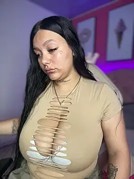 Snapshot of Miia__Taylor chatting on March 11, 2026, 2:38 am Miia Taylor online show from March 11, 2026, 2:38 am