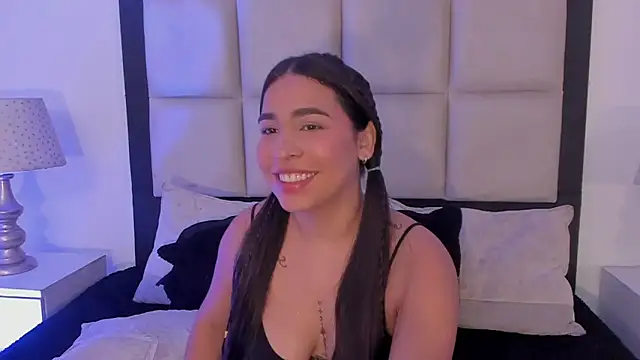 Snapshot of SussyFox chatting on March 2, 2026, 1:18 pm SussyFox online show from March 2, 2026, 1:18 pm