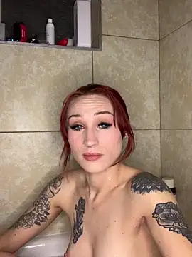 ThornsandHoney online show from February 3, 2026, 4:10 am