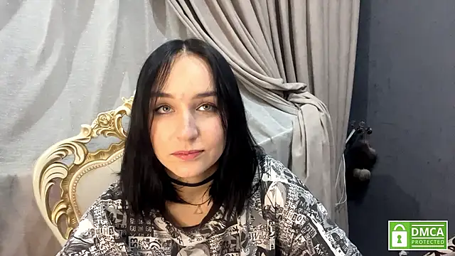 Sylynisem online show from February 27, 2026, 7:14 pm