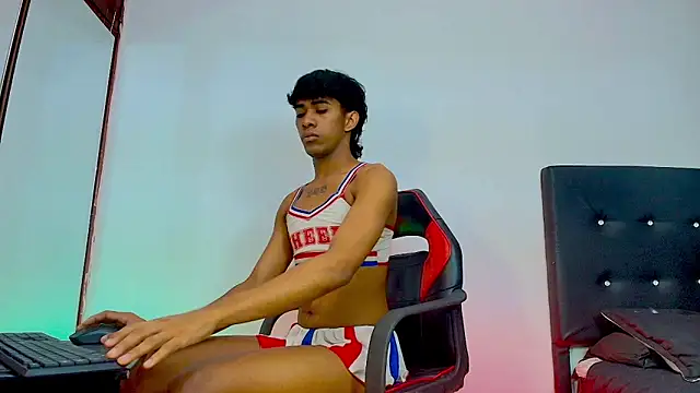 Snapshot of JERO_TEASE_S7S chatting on February 19, 2026, 7:22 pm JERO TEASE S7S online show from February 19, 2026, 7:22 pm