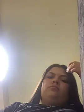 EvaLuna25 online show from April 22, 2026, 12:17 am