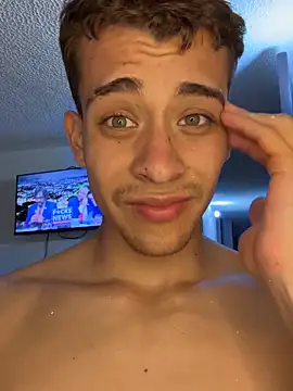 Snapshot of Lucas_her chatting on March 14, 2026, 1:22 am Lucas her online show from March 14, 2026, 1:22 am