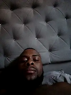 Snapshot of Tuverdugo12 chatting on March 21, 2026, 11:14 am Tuverdugo12 online show from March 21, 2026, 11:14 am