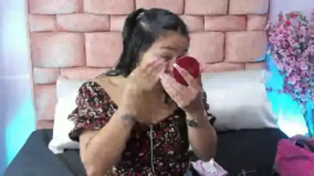 amy noa online show from February 15, 2026, 12:44 am