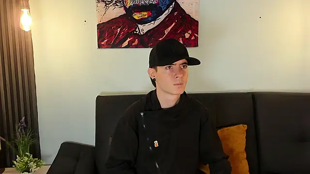 Lio      online show from February 22, 2026, 3:53 am