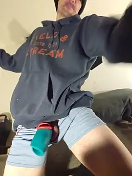 AERIALCLOVER online show from March 1, 2026, 10:26 am