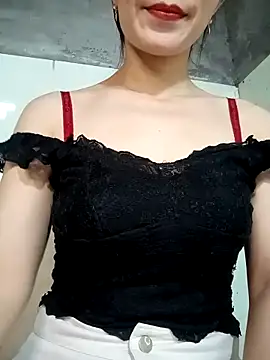 Snapshot of Vyvvyy69 chatting on March 21, 2026, 2:13 am Vyvvyy69 online show from March 21, 2026, 2:13 am