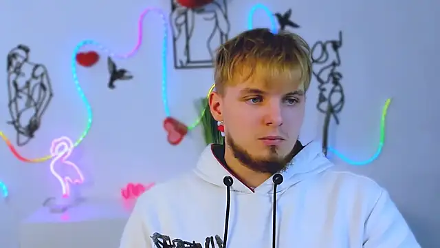 Snapshot of mark_sir chatting on February 17, 2026, 12:35 pm mark sir online show from February 17, 2026, 12:35 pm