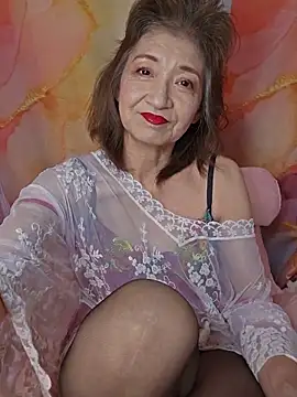 Snapshot of URAN429 chatting on June 1, 2026, 5:23 pm URAN429 online show from June 1, 2026, 5:23 pm