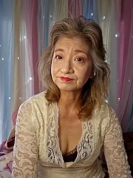 Snapshot of URAN429 chatting on February 9, 2026, 5:16 am URAN429 online show from February 9, 2026, 5:16 am