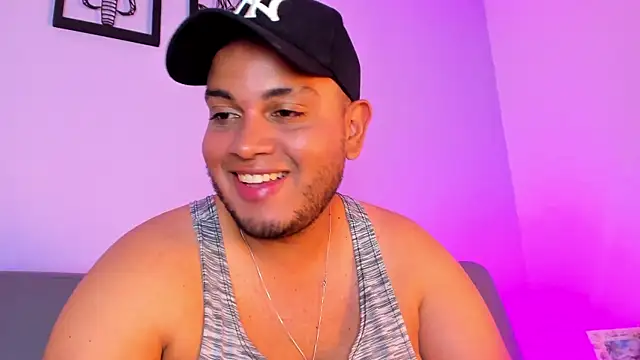 Snapshot of jay_kross1 chatting on February 5, 2026, 8:15 pm jay kross1 online show from February 5, 2026, 8:15 pm