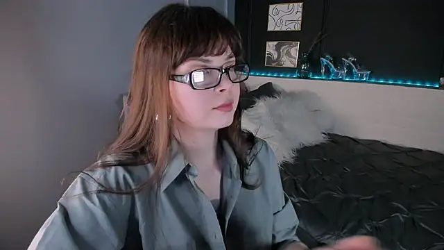 Maykinkya online show from March 25, 2026, 2:16 pm