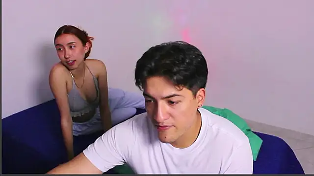 RoseSinsDonViktor online show from February 13, 2026, 6:52 pm