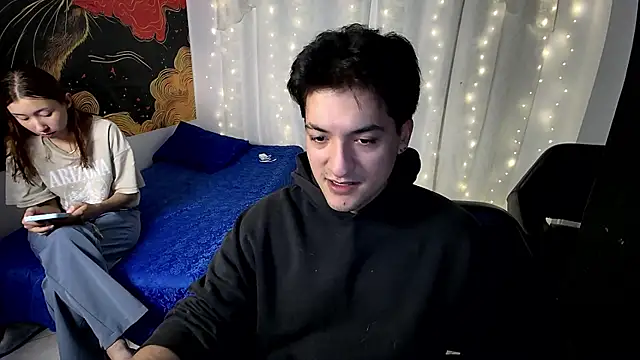 RoseSinsDonViktor online show from April 10, 2026, 2:02 pm