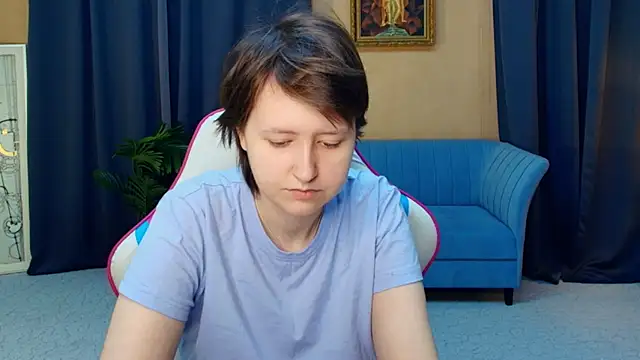 Snapshot of CarenSamele chatting on February 13, 2026, 9:09 am CarenSamele online show from February 13, 2026, 9:09 am