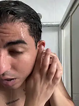 Snapshot of poliakovxx chatting on February 14, 2026, 12:49 pm poliakovxx online show from February 14, 2026, 12:49 pm