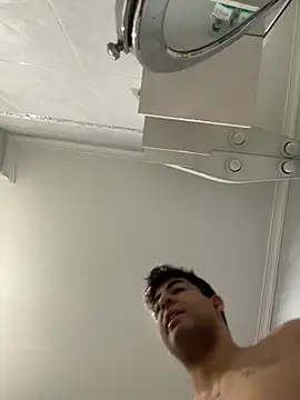 Snapshot of poliakovxx chatting on February 17, 2026, 10:01 am poliakovxx online show from February 17, 2026, 10:01 am