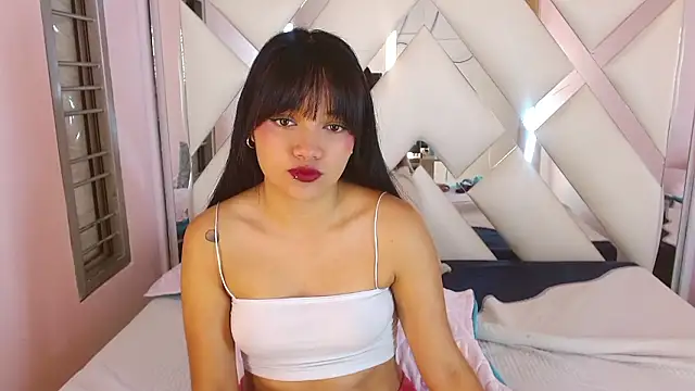 Snapshot of Kaytlin_James chatting on February 24, 2026, 12:17 pm Kaytlin James online show from February 24, 2026, 12:17 pm