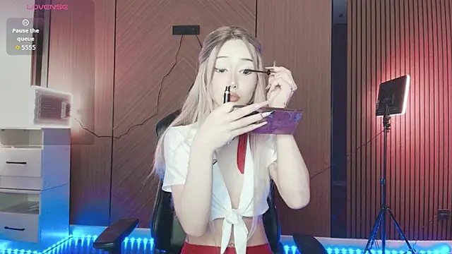 Snapshot of dionlee9 chatting on March 22, 2026, 2:07 pm dionlee9 online show from March 22, 2026, 2:07 pm